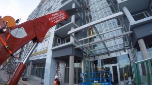 Установка стекла на навес (козырёк)