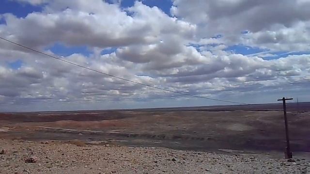 Антенны сотовой связи на вершине водокачки Коунрада - виды на отвалы, посёлок и степные раздолья