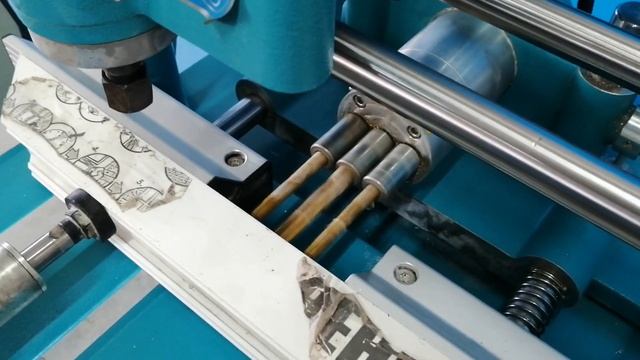 YILMAZ FR 225 Копировально-фрезерный станок с тройным сверлением в профиле ПВХ смотреть онлайн