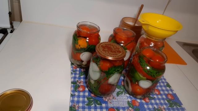 ОБАЛДЕННЫЕ ПОМИДОРЫ на Зиму ! РАССОЛ выпивается весь!