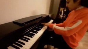 Sia - Cheap thrills / Peter Bence piano cover performed by Lynn Farah