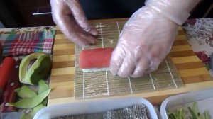 Ролл с Тунцом готовим дома