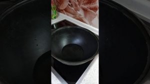 Нагреваем узбекский чугунный казан на индукционной плите