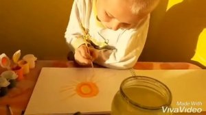 ИЗО 1 класс 1 урок. Рисуем солнце.