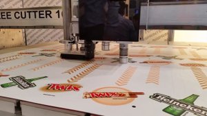 BIGZEE CUTTER working on DRUPA show