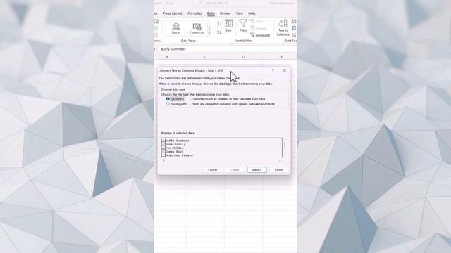 Excel Hack : How to split text into columns смотреть онлайн
