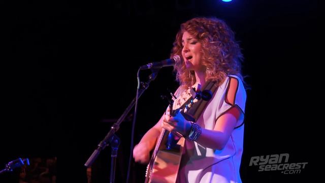 Tori Kelly - Worth It (Live from The Roxy) | Performance | On Air With Ryan Seacrest
