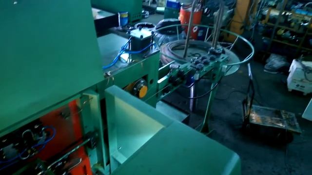 Оборудование для холодной высадки болтов и заклепок М10 х 16-150. смотреть онлайн