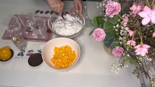 Нежный десерт на основе творога, апельсина и миндаля!Трайфл. смотреть онлайн