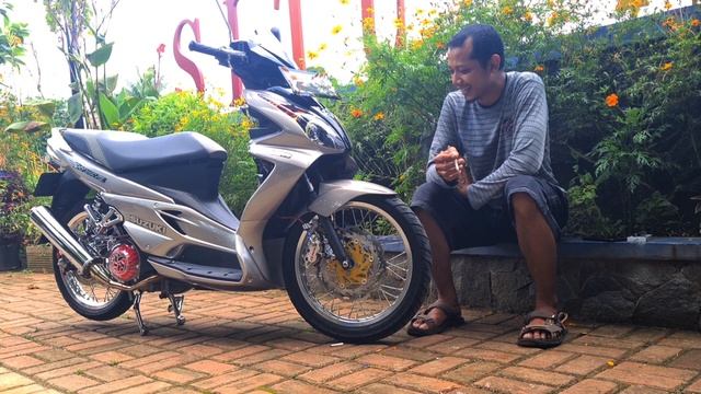 SUZUKI SKYWAVE  PRESTIGE SILVER EDITION  BIKIN MINDER MOTOR KREDITAN