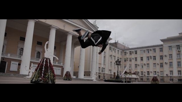 One life - one moment смотреть онлайн