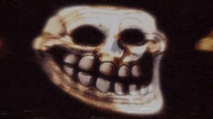 Криповый троллфейс улыбается под фонк.