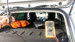 AHD камера заднего вида XYCING Ограничиваю напряжение до 7 вольт и подключаю к ГУ TEYES.