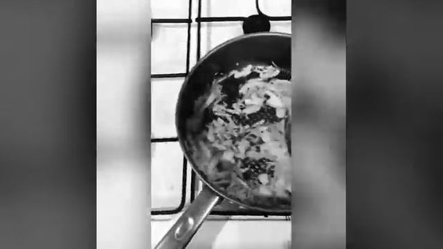 Лысенко Людмила Гречневая каша с тушенкой смотреть онлайн