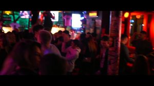 Эротические танцы!