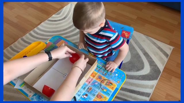Игры с родителями. Настольный футбол. Чем занять ребёнка
