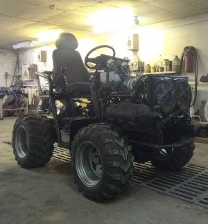 Долгожданный первый выезд самодельного минитрактора.