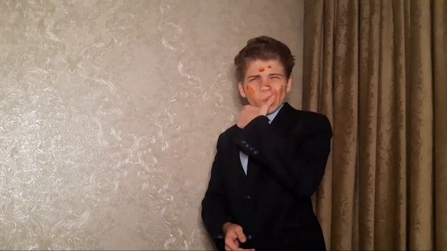 Как ДУШАТСЯ Парни и Девушки. Духи смотреть онлайн