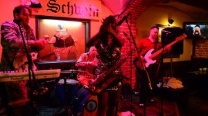 Red Elvises - Telephone Call From Istanbul (2015.01.04)