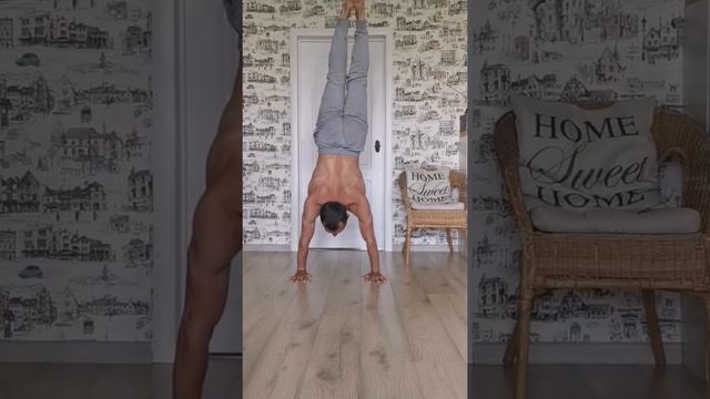 Урдхва Куккутасана и стойка на руках #йога #асана #воркаут #калистеника #workout#yoga #asana