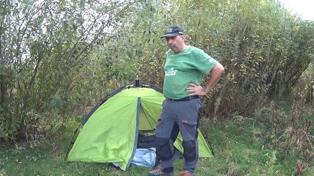 Лещи клюют один за другим! Ночевка на берегу Десны: готовлю грибы-зонтики под сливовицу! . смотреть онлайн