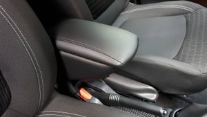 Подлокотник Рено Каптур Renault Kaptur