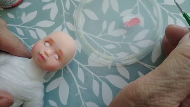 Мастер-класс. Делаем куклу своими руками. Роспись личика. Урок 3. смотреть онлайн
