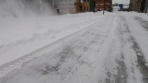 Снегоочиститель ЧЕТРА МКСМ  в работе.