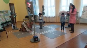 Открытое занятие "Правила дорожного движения" / Старшая группа "Радуга"