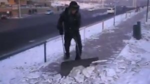Трактор на человеческой тяге.