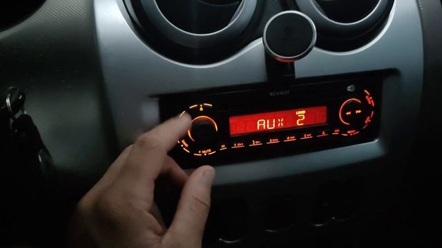 rádio original Renault Sandero com bluetooth смотреть онлайн
