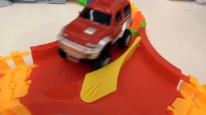 Машинки и гонки - Распаковка - ГИБКИЙ ТРЕК Большое путешествие