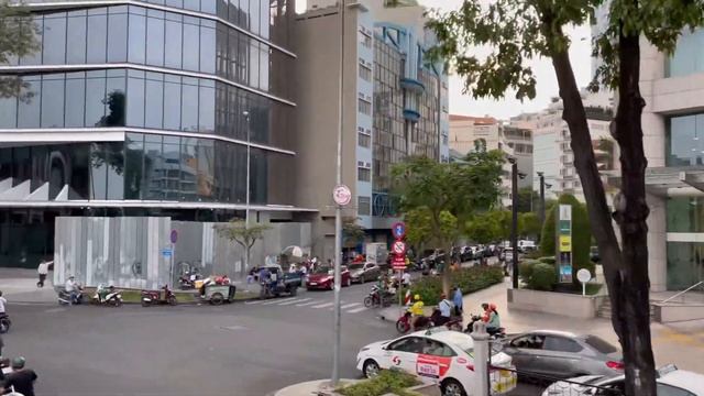 Exploring the Heart of Saigon: Trendy Ho Chi Minh City Tour! ?️?? #SaigonAdventures смотреть онлайн