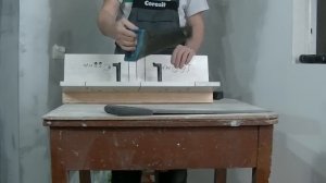 СТУСЛО ДЛЯ ПЛИНТУСА 160Х160мм. и более.