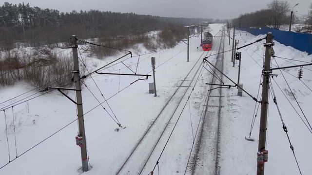 Электропоезд ЭД9М-0196 Поезд 6403 Лиски — Воронеж (пл.Плехановская) смотреть онлайн