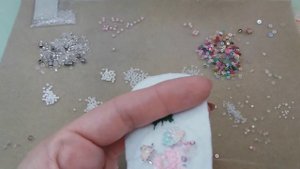 Делаем брошь БУКЕТ белых цветов из бисера и пайеток МК