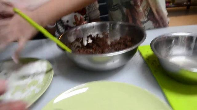 Вкусное видио .Шоколадные шарики!! смотреть онлайн