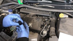 Peugeot 207 (2007-2011) engine fault code P0342 repair & diagnostic full video