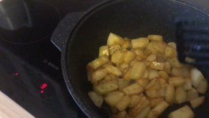 Жареные кабачки с колбасой. Нет ничего проще!