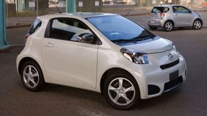 2015 model toyota iq
