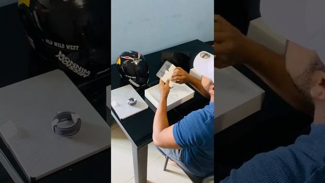 M2 MacBook Air Impressions: Midnight Madness смотреть онлайн