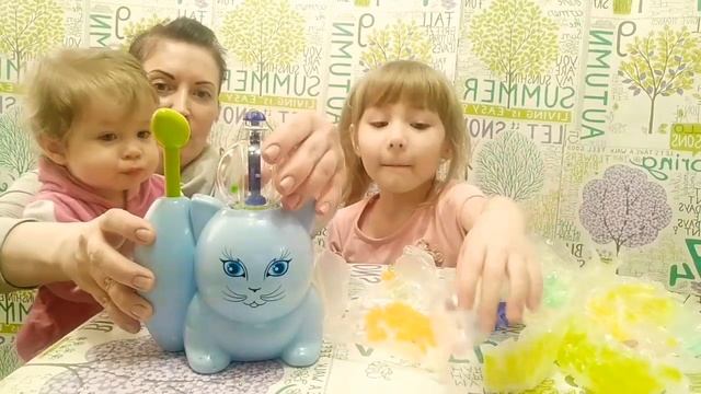 Липкие шарики ? смотреть онлайн