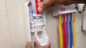 AUTUS TOOTHPASTE DISPENSER INSTALLATION DEMO