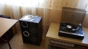 Усилитель и проигрыватель "Электроника Б1 01"