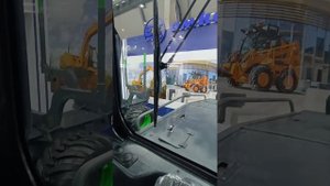 Краткий обзор Автогрейдера Амкодор G 160 прямо на стенде Екатеринбург ЭКСПО