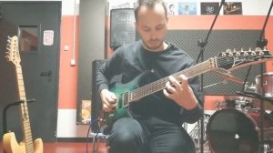 Headrush frfr 112 & Fractal Ax8 - no talk - quick lead tone test (Ibanez AZ & Ibanez S540)