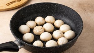 Шампиньоны в соусе карри