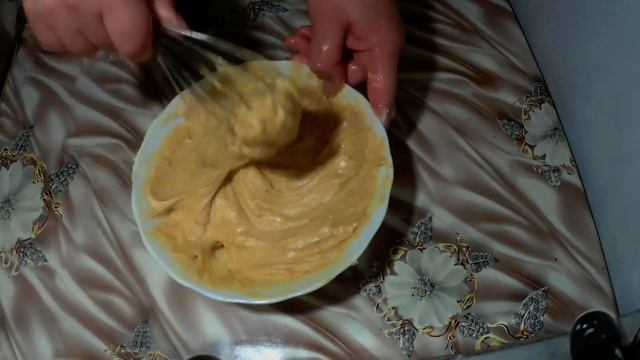 Полено с грибами и мхом. смотреть онлайн