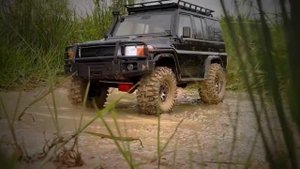 RGT / FTX RESCUER TOYOTA LAND CRUISER 76 SERIES BODY EX86190