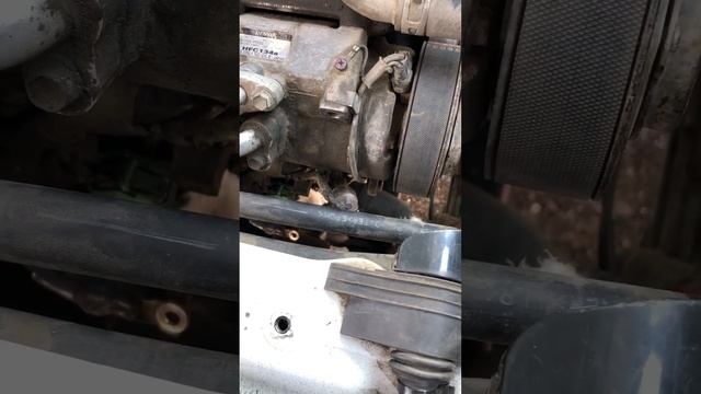 Toyota Hiace. Ремонт генератора. 1KD-FTV смотреть онлайн